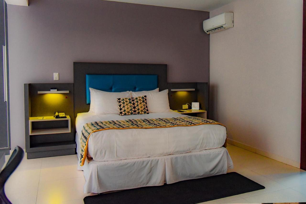 Hotel Camino Plaza Cochabamba Esterno foto