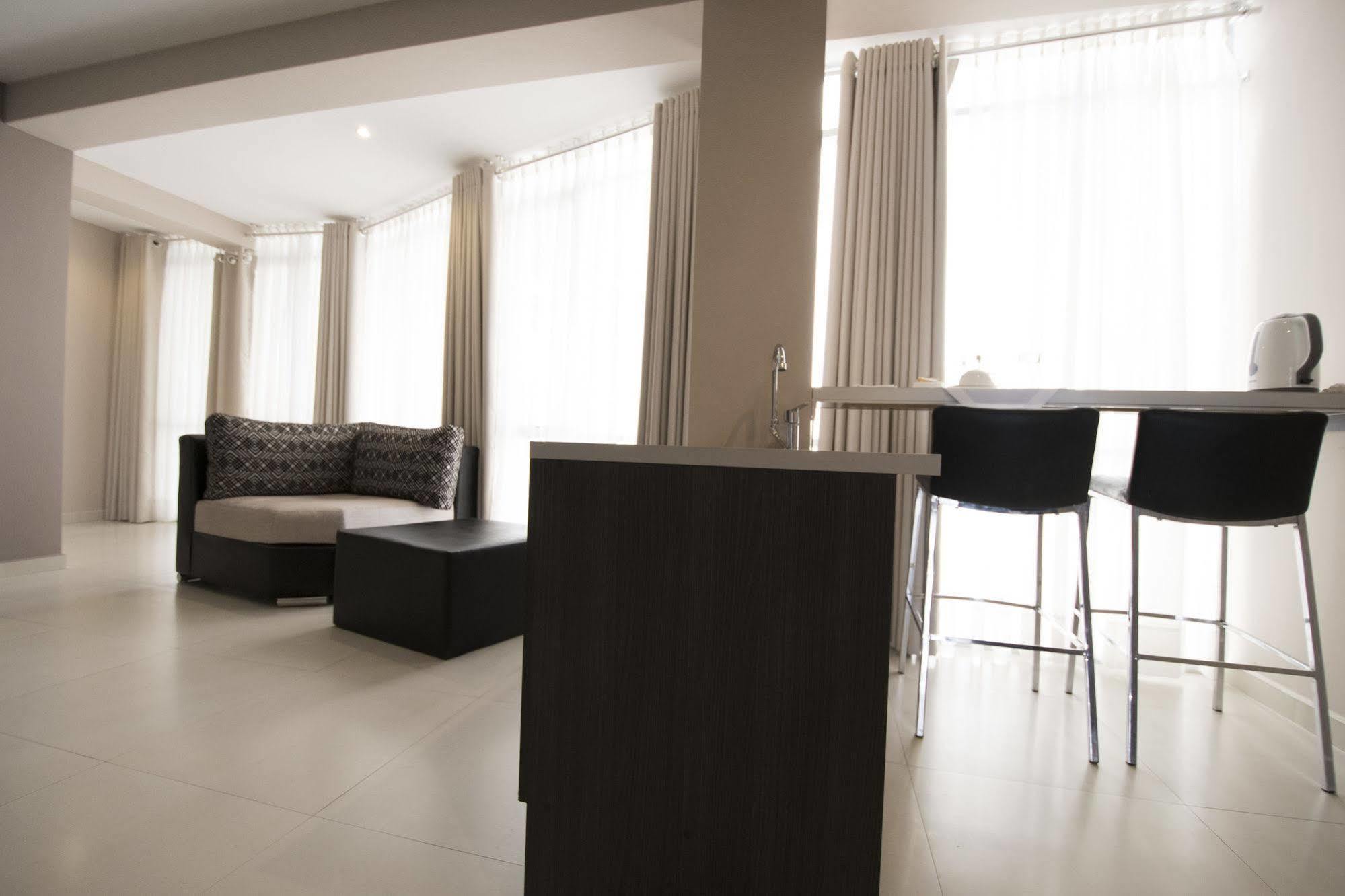 Hotel Camino Plaza Cochabamba Esterno foto