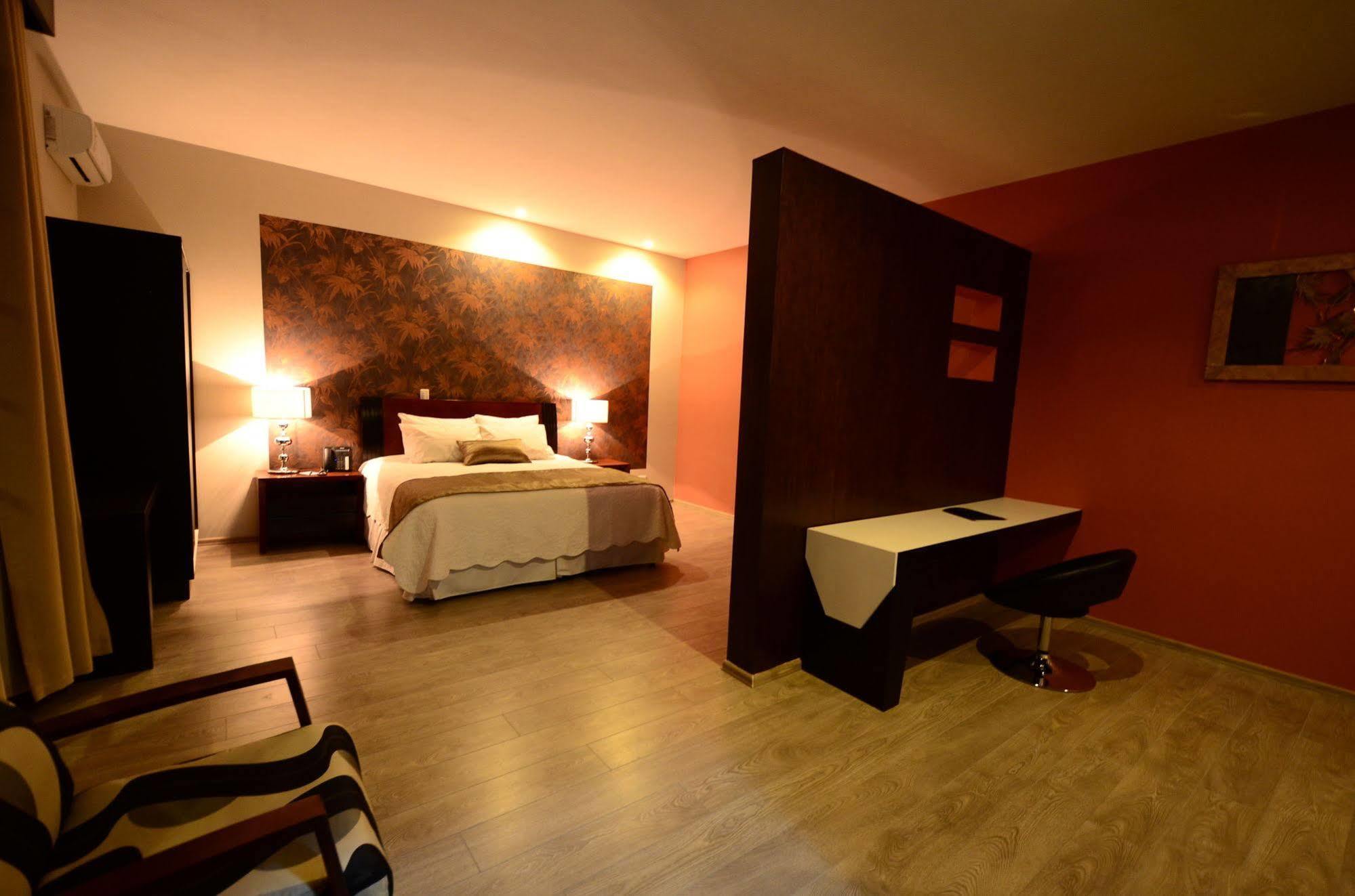 Hotel Camino Plaza Cochabamba Esterno foto